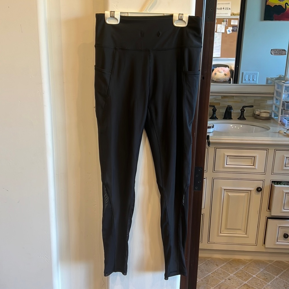 black leggings